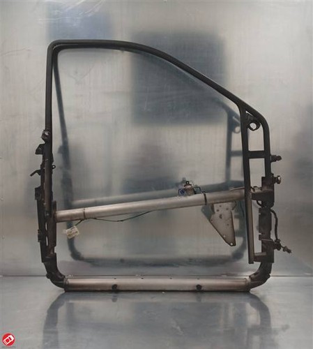 1405712 right door frame - right,