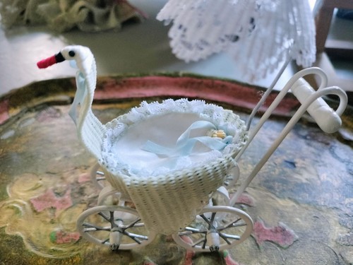 12th scale miniature - 12th, swan