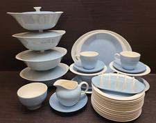 Wedgwood etruria barlaston summer sky plates cups tureen cream sugar