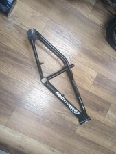 Khe BMX Cosmo Frame