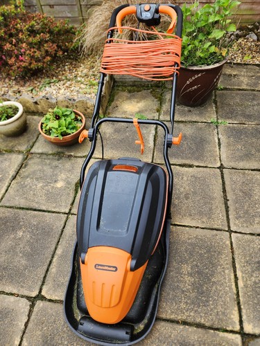 Lawnmaster 1800w 36cm electric - 1800w,