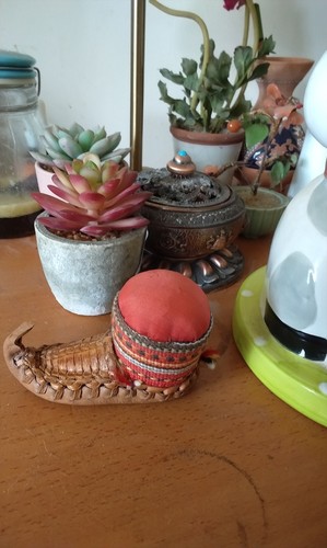Vintage leather pin cushion - vintage,