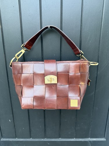 Harveys leather shoulder bag - harveys,