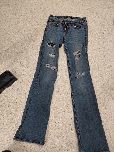 Holister womens jeans low rise
