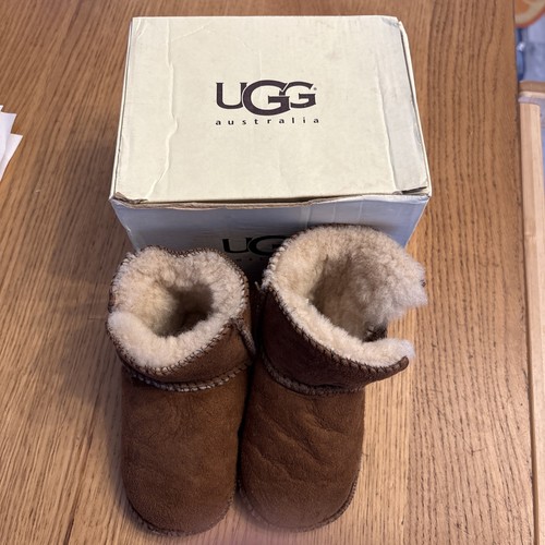 Ugg kids erin crib boots - kids,