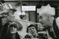 WARREN MITCHELL Signed 12x8