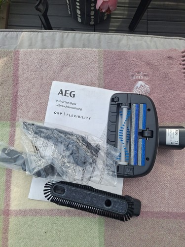 Aeg fx9 cordless vacuum - ,