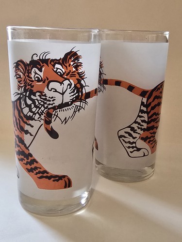 Esso tiger drinking - esso, glasses