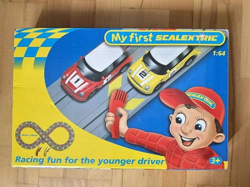 First scalextric 64 - scalextric, 1:64
