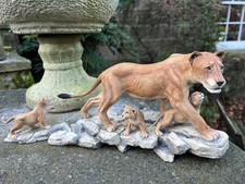 Border Fine Arts African