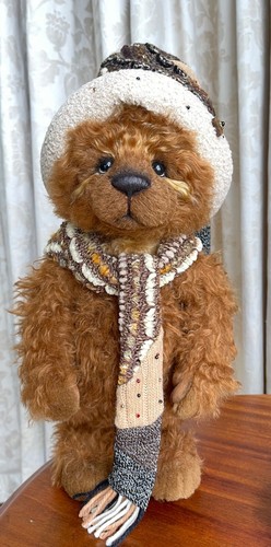 Charlie bears robes - charlie, 2021