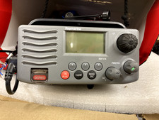 Raymarine 55E VHF marine radio