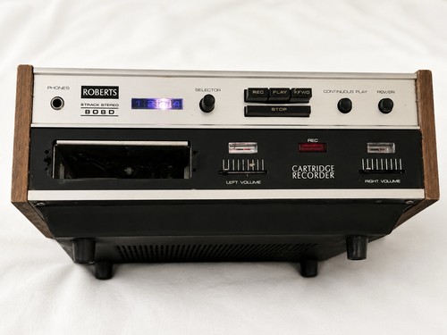 Roberts 808d track - 8-track, stereo