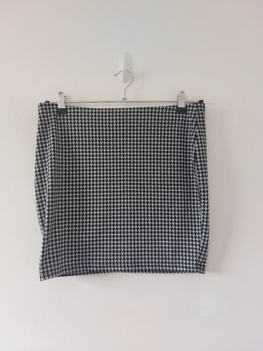 Vintage skirt size - vintage, black