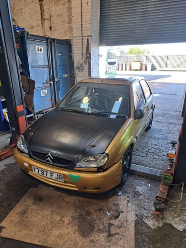 Saxo vts track car with - track,