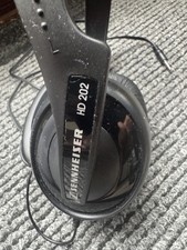 Sennheiser HD 202 Wired On Ear Headphones-3m Cable-3.5mm jack plug