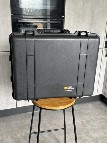 Peli can case 1560 - peli, with