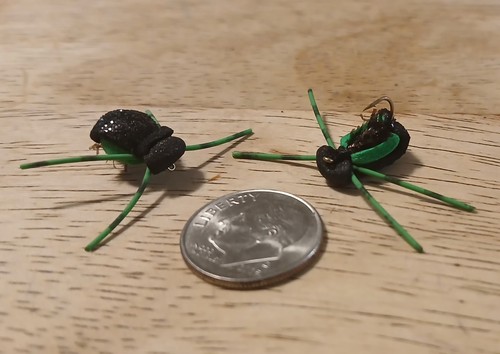 Black and green foam beetle - green,