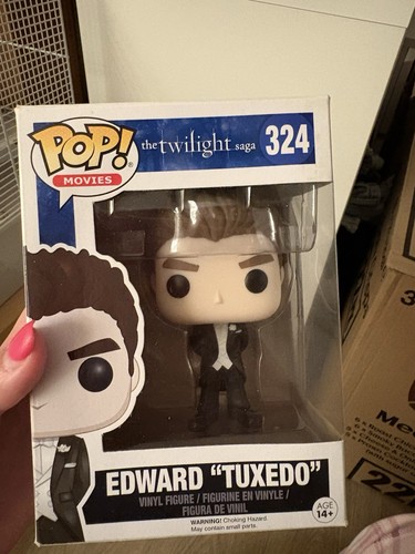Edward cullen tuxedo wedding - edward,