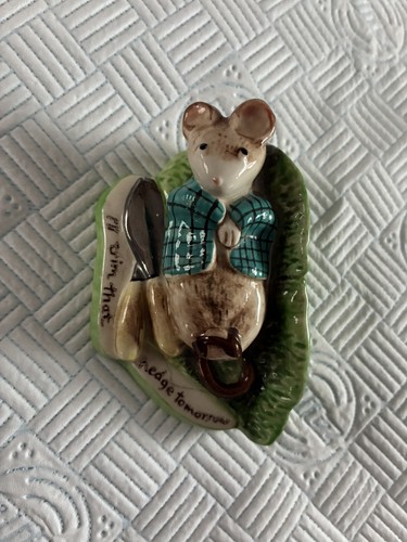 Beswick porcelain lazy bones - porcelain,