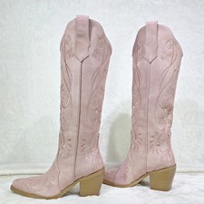 Loretta Embroidery Country