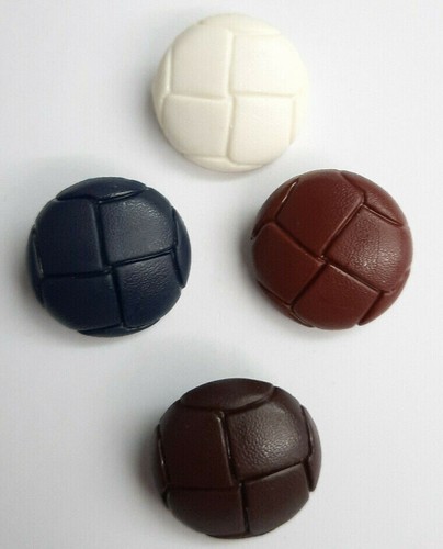 Aran football buttons 25mm