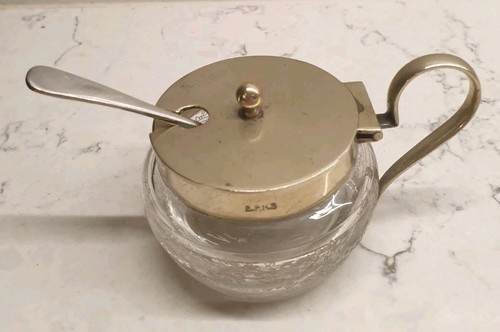 Pretty glass condiment mustard - pretty, condiment/mustard