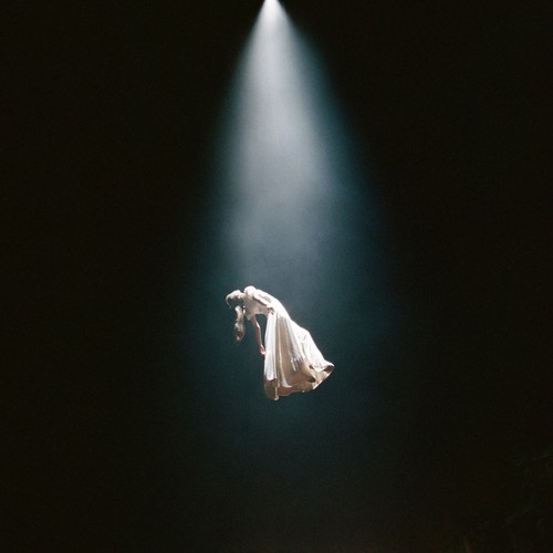 Ariana grande eternal - ariana,