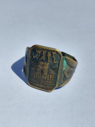 Ring found german - ring,