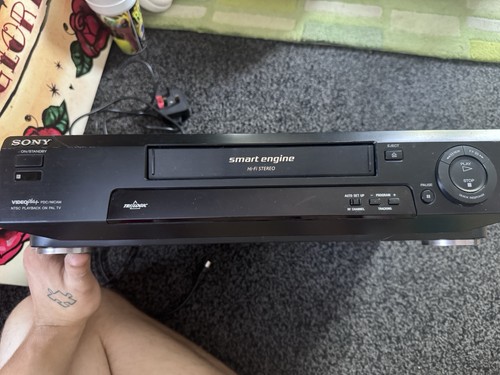 Sony slv e730ux vhs vcr - vhs,