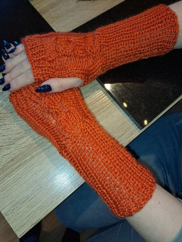 Ladies orange hand - , knitted