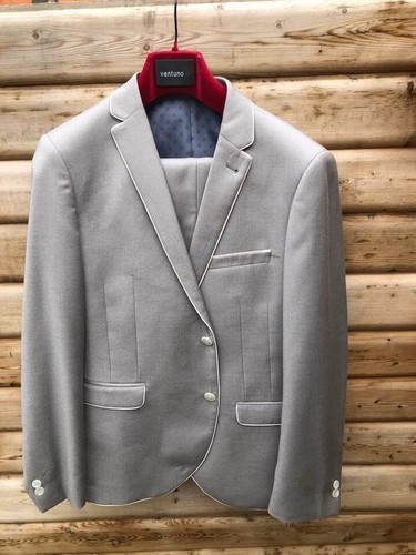 Prom suit size short - size, 42"