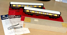TTR TWIN TRIX 599 2 x PULLMAN
