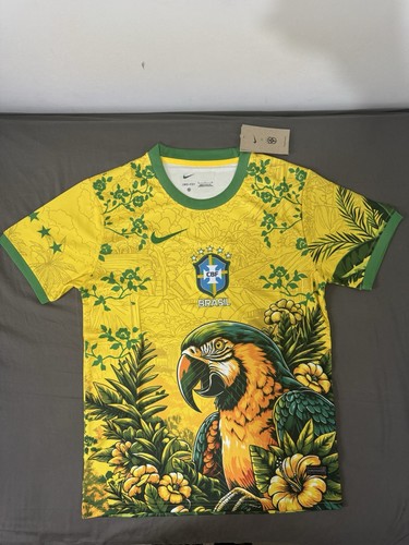 Brazil football kit yellow - |,
