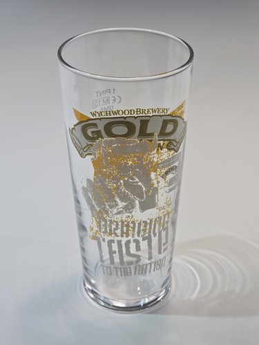 Wychwood gold pint glass - pint,