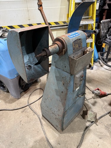 Double ended pedestal polisher - ended,