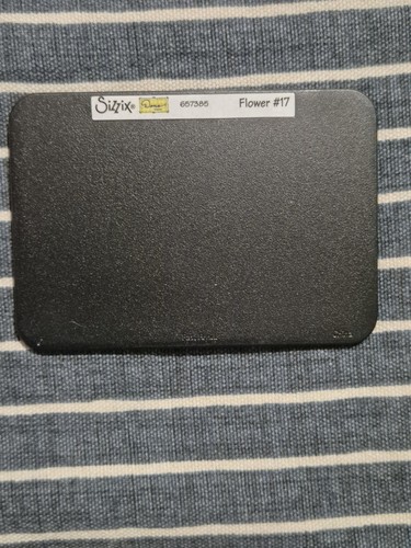 Sizzix sizzlits medium die - medium,