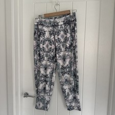 Sweaty Betty Size Small Yoga