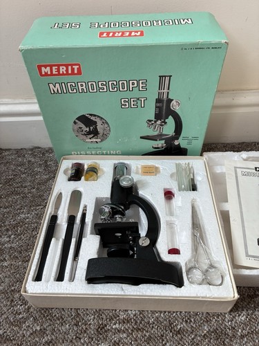 Vintage merit microscope set - microscope,