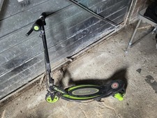 Razor Power Core E90 Electric Scooter with hub motor, for age 8+
