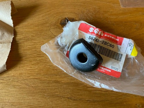 Suzuki handlebar mount bush - suzuki,