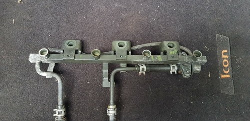 Mazda mx5 fuel injector - , rail