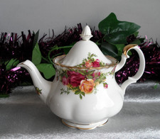 ROYAL ALBERT OLD COUNTRY ROSES