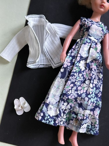 Vintage 1970s or 1980s - 💛,