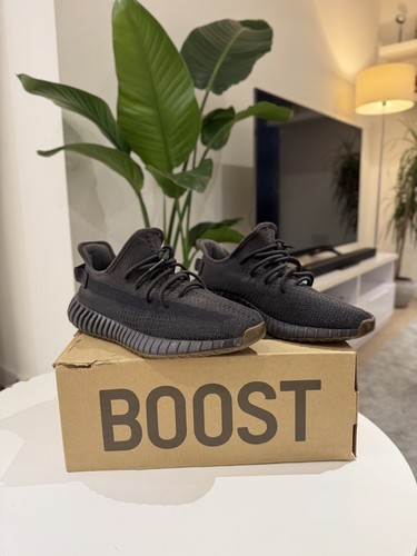 Adidas yeezy boost - yeezy,