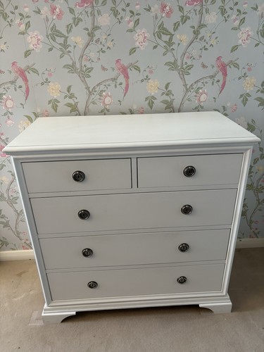 White chest drawers - of, for