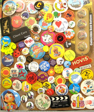 FANTASTIC BADGE COLLECTION job lot vintage  all sorts old promotional pin BADGES