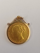 Gold sovereign coin 1886, with