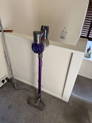 Dyson - , v6