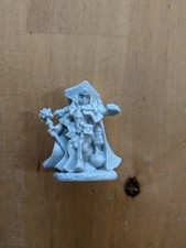 Reaper Bones 4 Female Dwarf